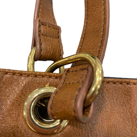 Tommy hillfiger tote almost new - Picture 3 of 7